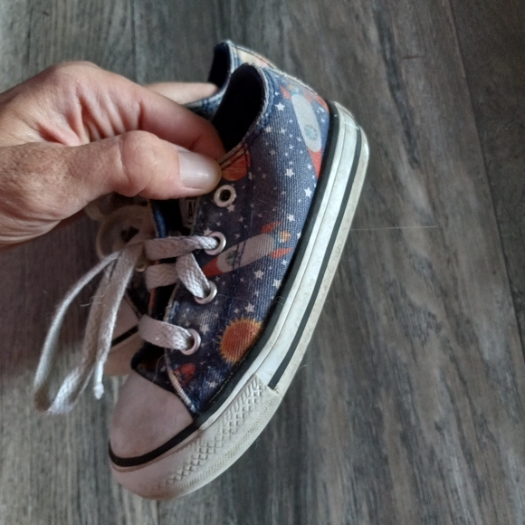 Converse toddler size 7 - Picture 3 of 7